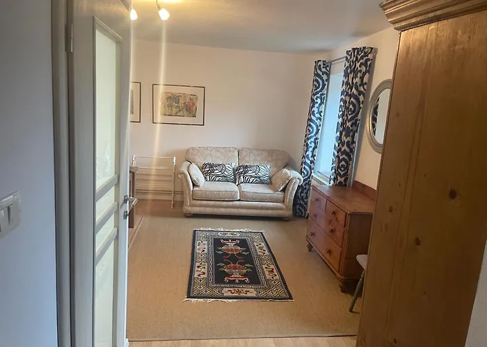 別荘 Hisa Pelance *